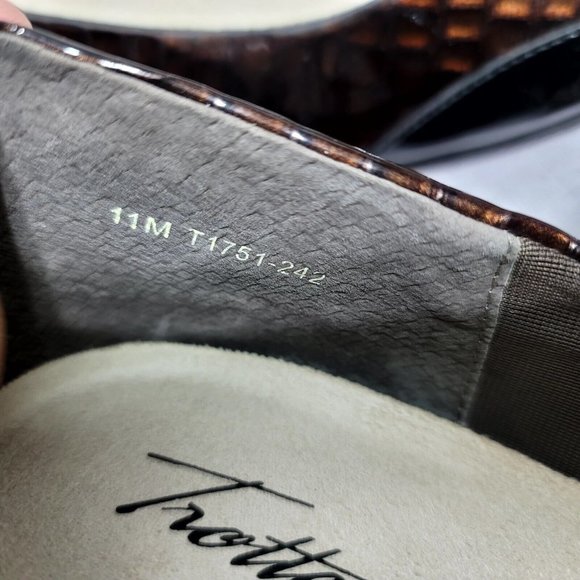 Trotters Womens 11 Arnello Closed Toe Ballet Flats Brown Faux Crocodile Texture - Picture 9 of 9